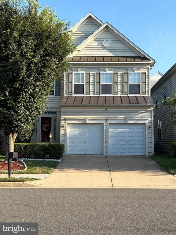 8339 MIDDLE RUDDINGS DR, Lorton, VA 22079