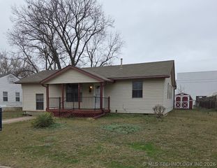 71 W Mary Lynn Drive, Sapulpa, OK 74066