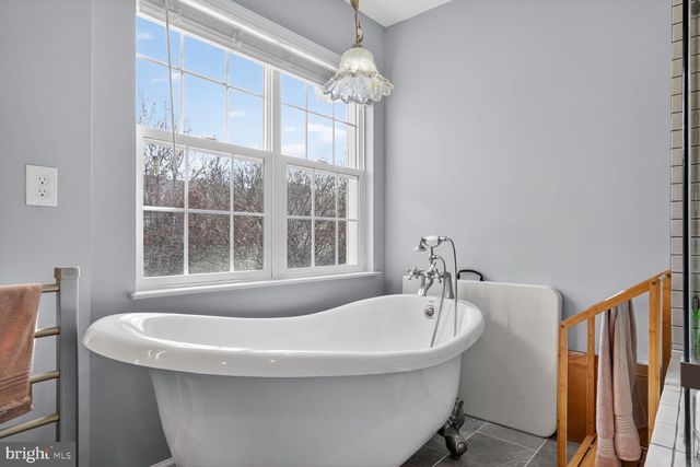 43262 SOMERSET HILLS TER, Ashburn, VA 20147