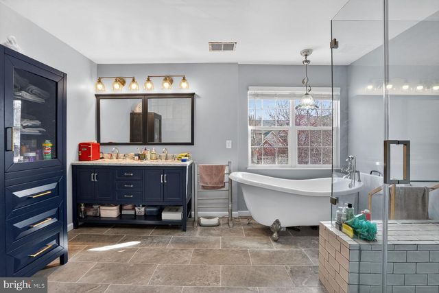 43262 SOMERSET HILLS TER, Ashburn, VA 20147