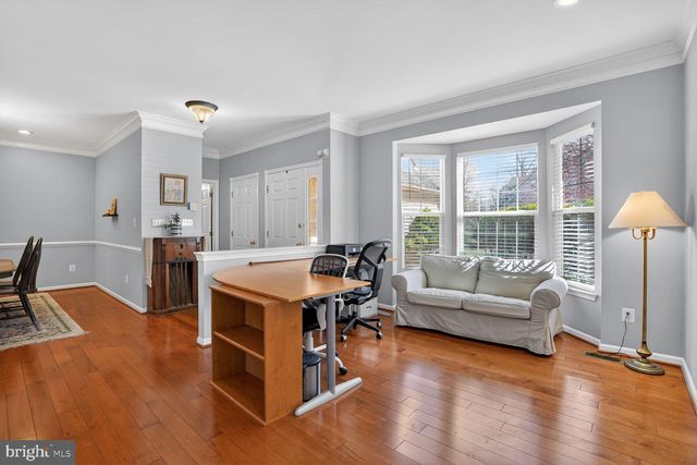 43262 SOMERSET HILLS TER, Ashburn, VA 20147