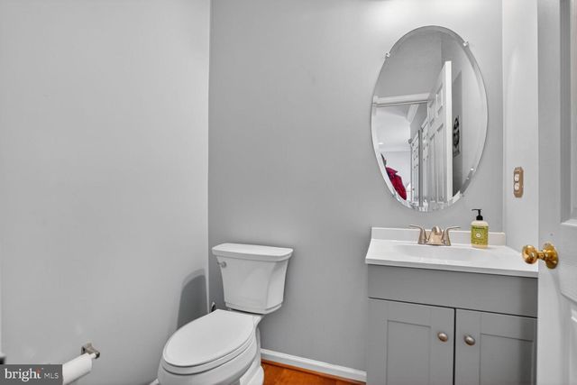 43262 SOMERSET HILLS TER, Ashburn, VA 20147