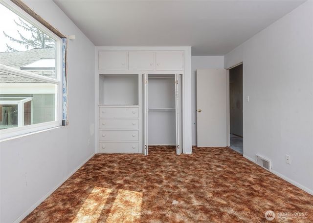 12514 2nd Avenue NW, Seattle, WA 98177