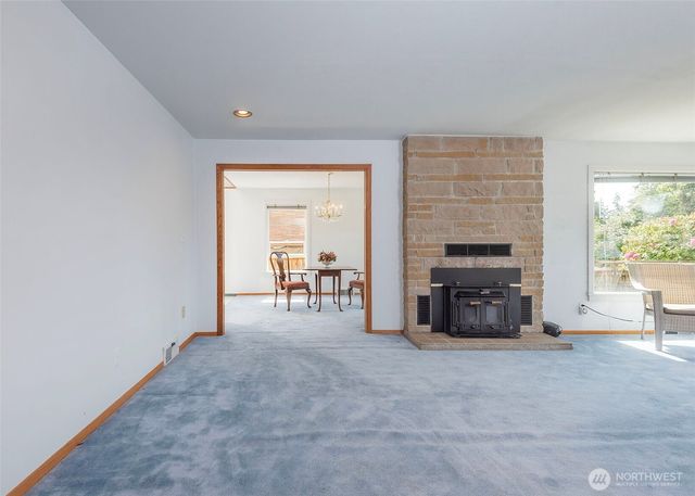 12514 2nd Avenue NW, Seattle, WA 98177