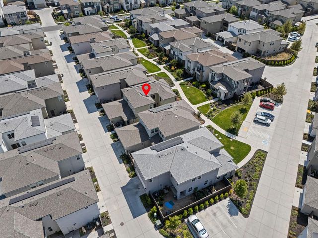 2948 Blue Teal Walk, Sacramento, CA 95833