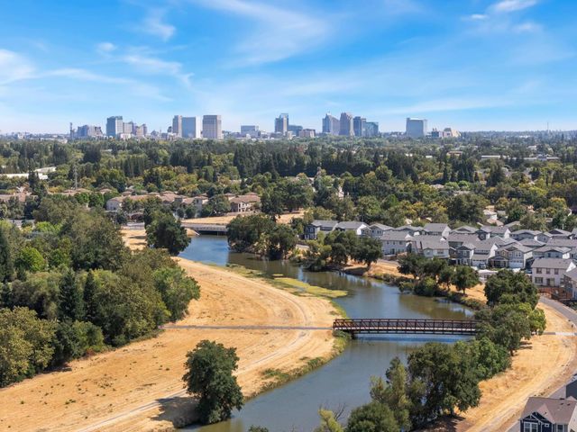 2948 Blue Teal Walk, Sacramento, CA 95833