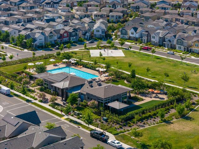 2948 Blue Teal Walk, Sacramento, CA 95833