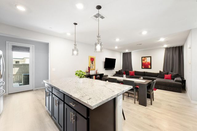 2948 Blue Teal Walk, Sacramento, CA 95833