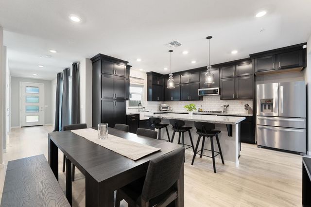 2948 Blue Teal Walk, Sacramento, CA 95833