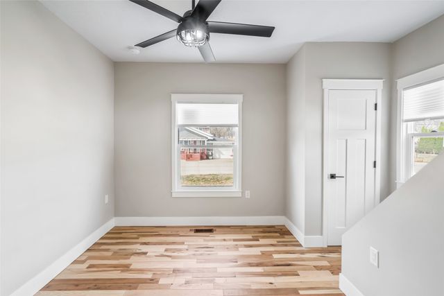 4645 Beaver Avenue, Des Moines, IA 50310