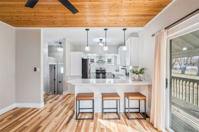 4645 Beaver Avenue, Des Moines, IA 50310