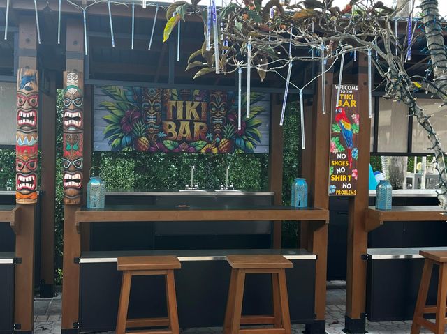 147 Lake Gloria Drive 147, West Palm Beach, FL 33411