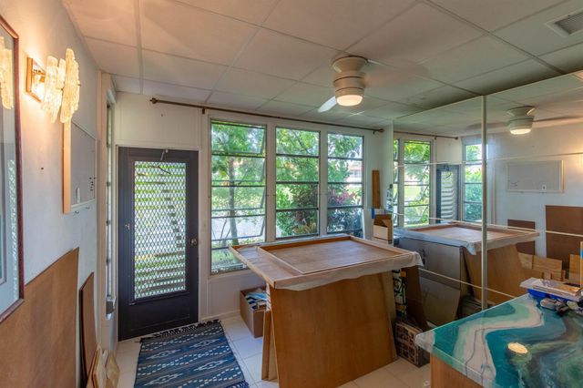 147 Lake Gloria Drive 147, West Palm Beach, FL 33411