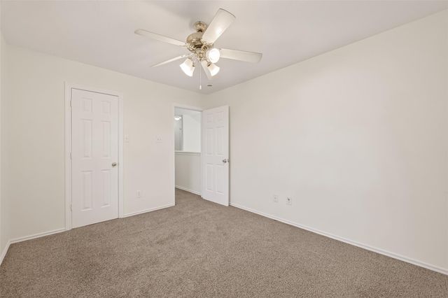 2883 Lost Cove Court, Dickinson, TX 77539