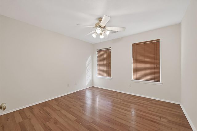 2883 Lost Cove Court, Dickinson, TX 77539