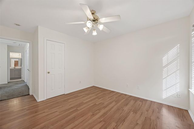 2883 Lost Cove Court, Dickinson, TX 77539