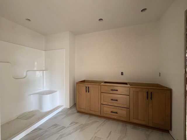 2600 W Pigeon Drive, Ozark, MO 65721