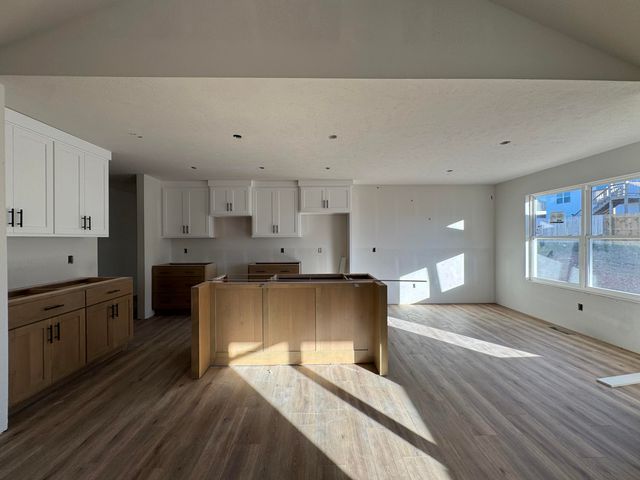 2600 W Pigeon Drive, Ozark, MO 65721