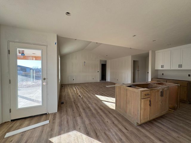 2600 W Pigeon Drive, Ozark, MO 65721