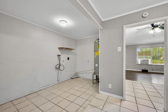 1107 3rd Avenue N, Texas City, TX 77590