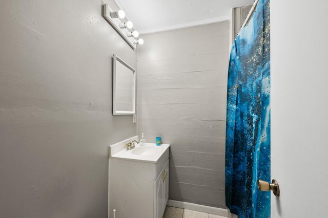 1107 3rd Avenue N, Texas City, TX 77590