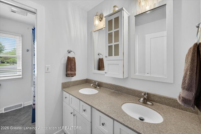 444 Tarleton Avenue, East Lansing, MI 48823