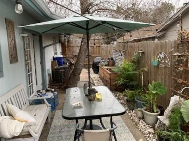 8001 Clydesdale DR A, Austin, TX 78745