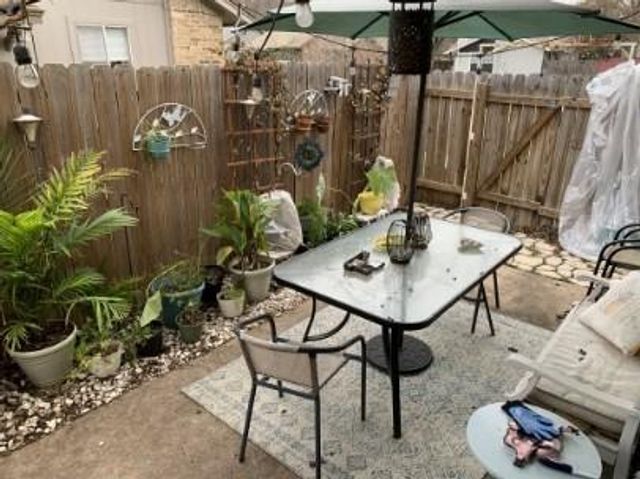 8001 Clydesdale DR A, Austin, TX 78745