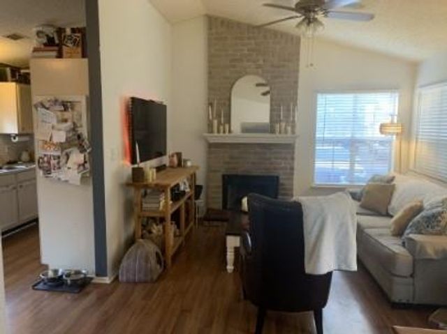 8001 Clydesdale DR A, Austin, TX 78745