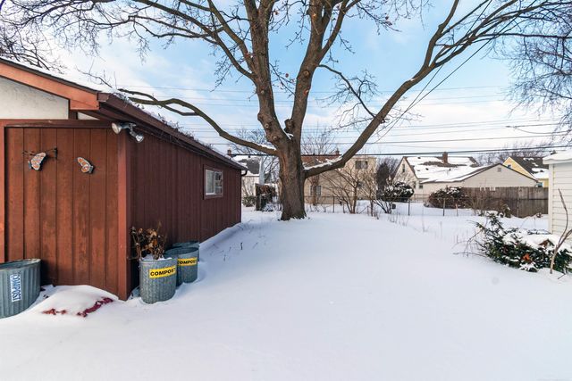 25151 Ford Street, Roseville, MI 48066