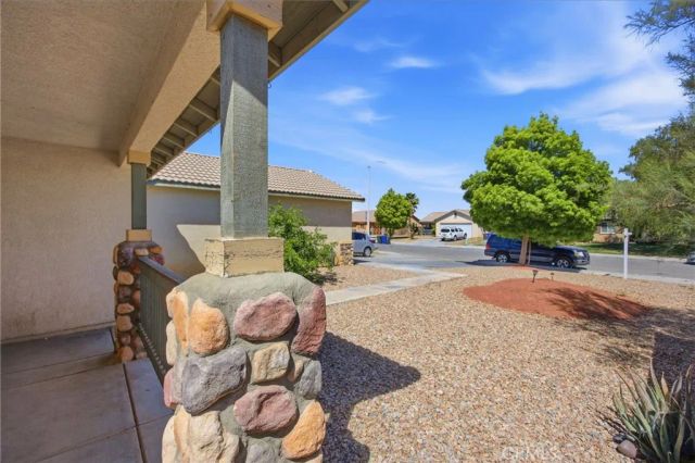 11735 Star, Adelanto, CA 92301