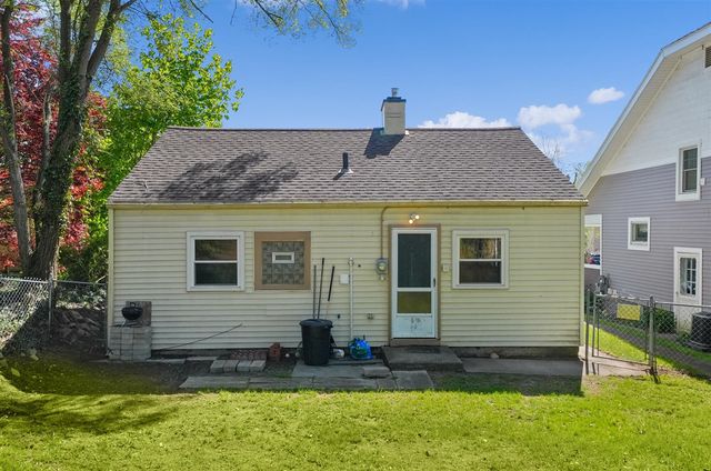 973 Valley Avenue, Grand Rapids, MI 49504