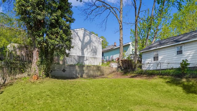 973 Valley Avenue, Grand Rapids, MI 49504