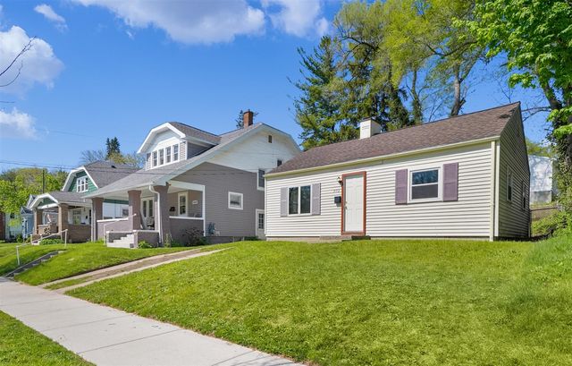 973 Valley Avenue, Grand Rapids, MI 49504