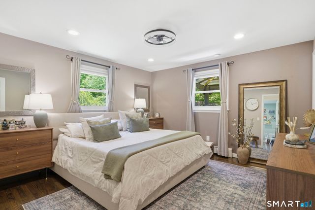 22 Cobblestone Place, Wilton, CT 06897