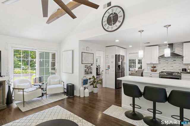 22 Cobblestone Place, Wilton, CT 06897