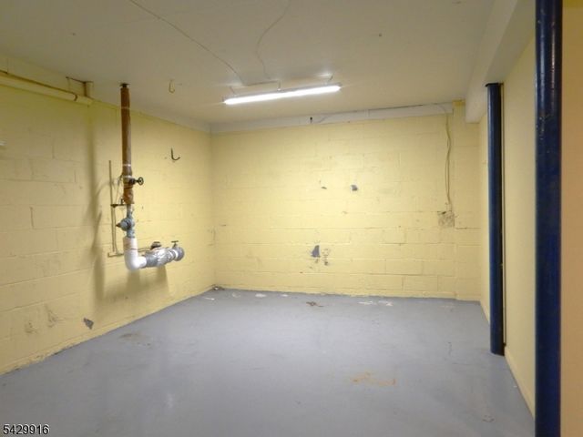 322 RICHARD MINE RD. R1 R1, Rockaway Twp., NJ 07885