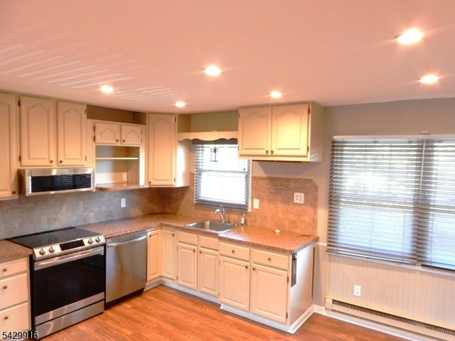 322 RICHARD MINE RD. R1 R1, Rockaway Twp., NJ 07885