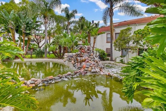 9439 Fairgrove Ln 102, San Diego, CA 92129