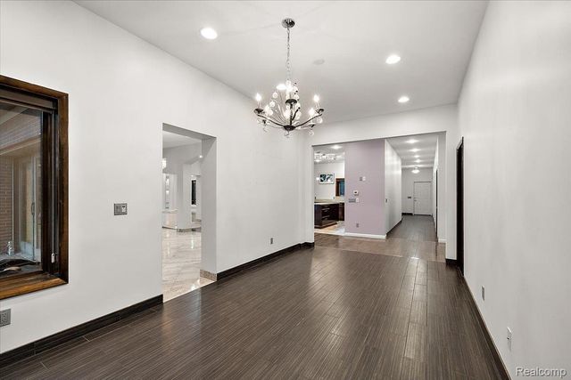 2612 Cove Lane, West Bloomfield Charter Township, MI 48323
