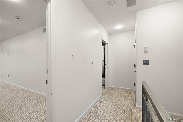2612 Cove Lane, West Bloomfield Charter Township, MI 48323