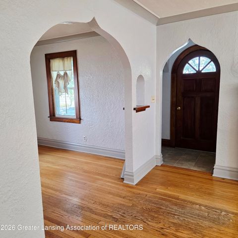 623 Harriet Avenue, Lansing, MI 48917