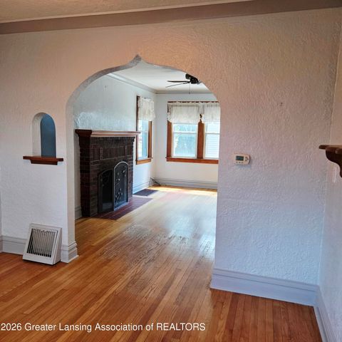 623 Harriet Avenue, Lansing, MI 48917