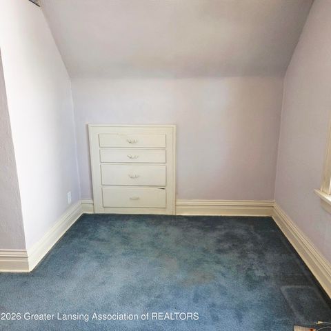 623 Harriet Avenue, Lansing, MI 48917