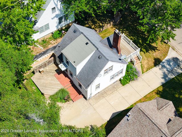 623 Harriet Avenue, Lansing, MI 48917