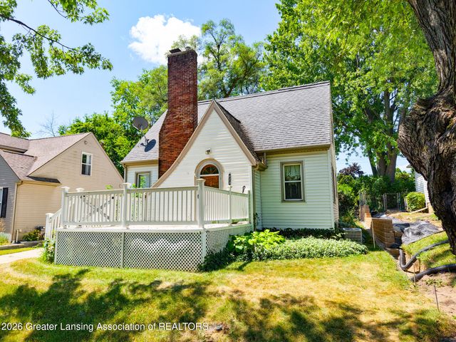 623 Harriet Avenue, Lansing, MI 48917