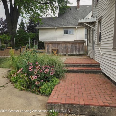 623 Harriet Avenue, Lansing, MI 48917
