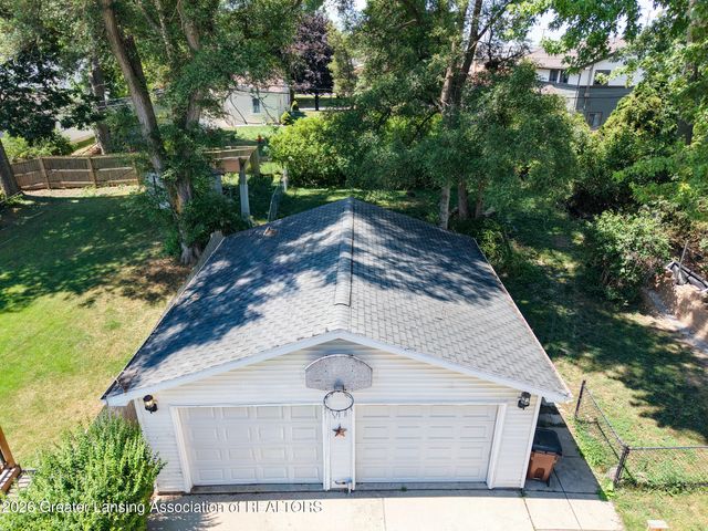 623 Harriet Avenue, Lansing, MI 48917