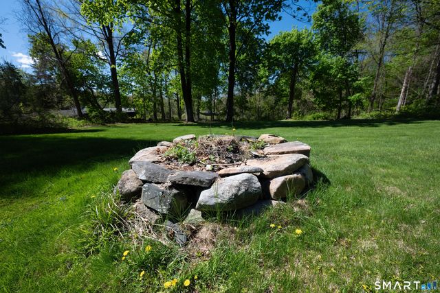 30 Whisconier Road, Brookfield, CT 06804