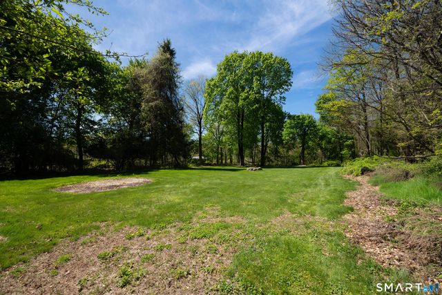 30 Whisconier Road, Brookfield, CT 06804